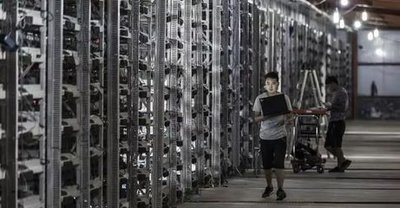 Bitcoin mining farm harnessing renewable energy
