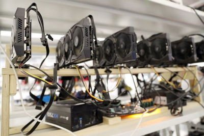 State-of-the-art Aleo mining farm bustling with ASIC miners